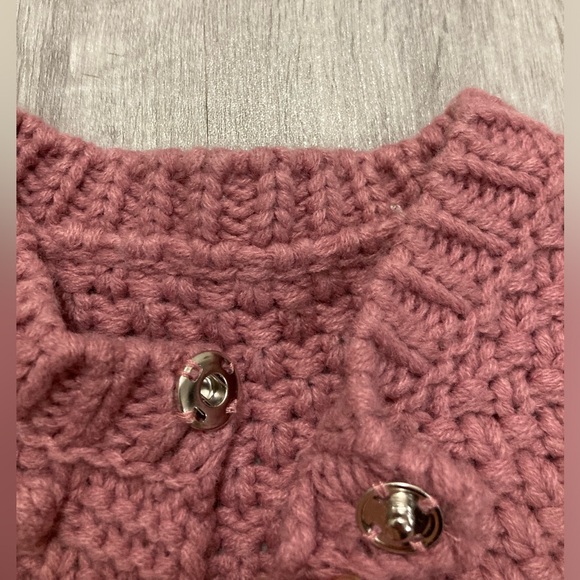 So ‘Dorable Pink Newborn Crochet Sweater 0-6 Months - Picture 5 of 9